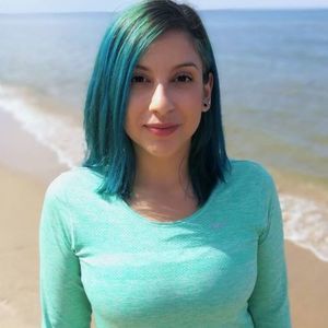 Meet your Posher, Maria